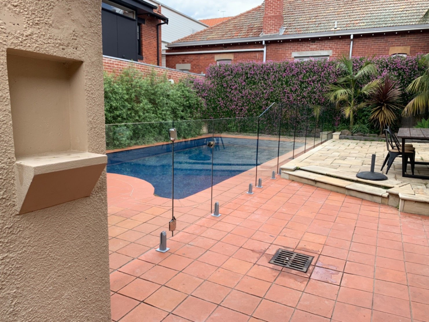 glass-pool-fencing-standards-laws-melbourne-exakt-glass